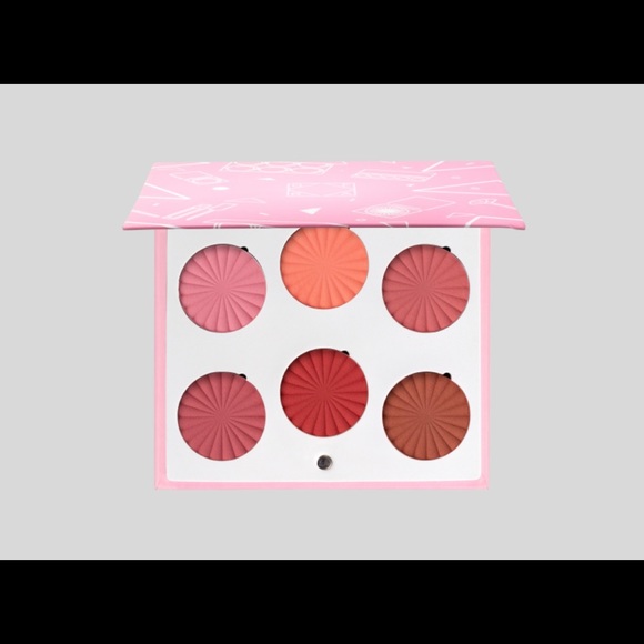 OFRA
MINI MIX FACE PALETTE - CHARM YOUR CHEEKS - Picture 1 of 7